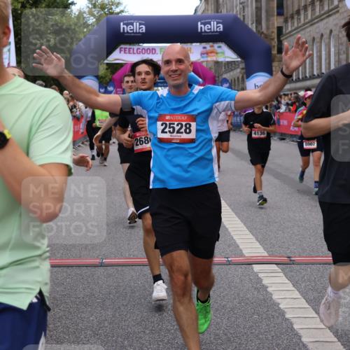 06.09.2026 - CURREX Alsterlauf Strokosch-Dieckow http://msf.ph/oto/10138143 06.09.2026 10:00:07 Ziel 2136, 2300, 2528, 2686, 2743, 2947, 3179, 3268, 3294, 3364, 3511, 4136, 4180, 4237, 4407, 4424, 5472, 5501, 5738, 5741, 5823, 6254, 8002, 8023, 8035, 8314 meine-sportfotos.de