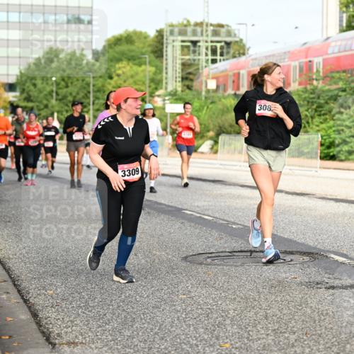 06.09.2026 - CURREX Alsterlauf Dr. Thomas Lammeyer http://msf.ph/oto/10138146 06.09.2026 10:04:19 Laufen 4169, 3309, 308 meine-sportfotos.de