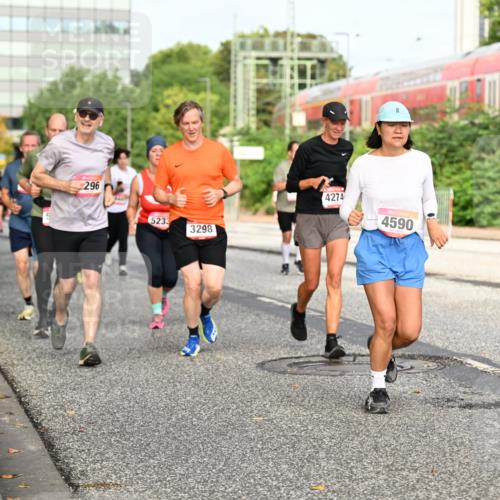 06.09.2026 - CURREX Alsterlauf Dr. Thomas Lammeyer http://msf.ph/oto/10138200 06.09.2026 10:04:24 Laufen 296, 5233, 3298, 4274, 50, 4590 meine-sportfotos.de