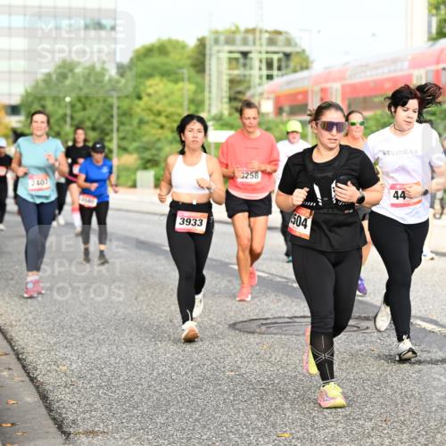 06.09.2026 - CURREX Alsterlauf Dr. Thomas Lammeyer http://msf.ph/oto/10138253 06.09.2026 10:04:29 Laufen 2407, 3933, 3258, 504, 44 meine-sportfotos.de
