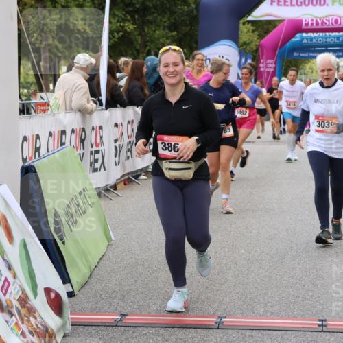 06.09.2026 - CURREX Alsterlauf Strokosch-Dieckow http://msf.ph/oto/10138256 06.09.2026 10:14:18 Ziel 2800, 3039, 3418, 3494, 3513, 3864, 3986, 4109, 4452, 4637, 5183, 5363, 5475, 5506, 6052 meine-sportfotos.de