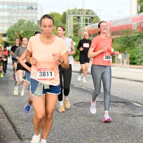 06.09.2026 - CURREX Alsterlauf Dr. Thomas Lammeyer http://msf.ph/oto/10138365 06.09.2026 10:04:40 Laufen 2111, 3811, 3836, 531 meine-sportfotos.de