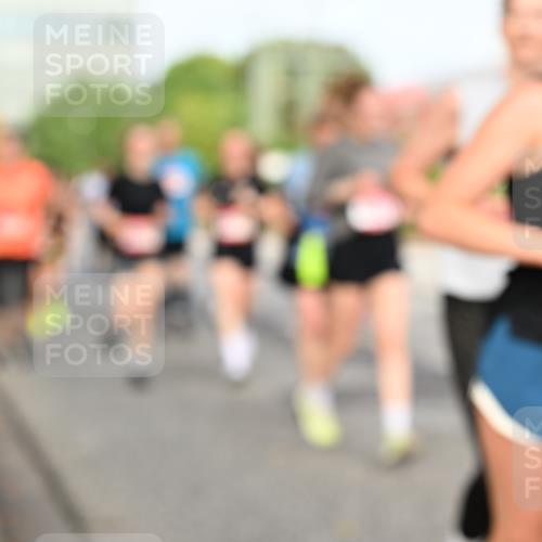 06.09.2026 - CURREX Alsterlauf Dr. Thomas Lammeyer http://msf.ph/oto/10138387 06.09.2026 10:04:42 Laufen  meine-sportfotos.de