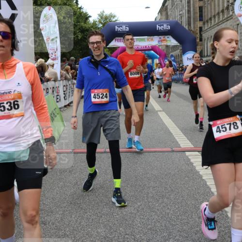 06.09.2026 - CURREX Alsterlauf Strokosch-Dieckow http://msf.ph/oto/10138494 06.09.2026 10:00:29 Ziel 2089, 2124, 2257, 2273, 2274, 2505, 2545, 2671, 2721, 2856, 4296, 4461, 4468, 4524, 4578, 5005, 5536, 6180, 6258, 6291, 6436, 6457, 8008, 8063, 8318 meine-sportfotos.de