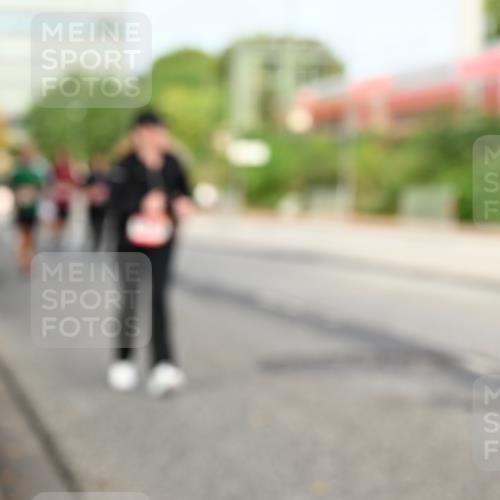 06.09.2026 - CURREX Alsterlauf Dr. Thomas Lammeyer http://msf.ph/oto/10138580 06.09.2026 10:05:01 Laufen  meine-sportfotos.de