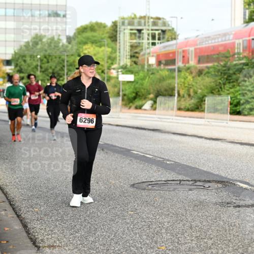 06.09.2026 - CURREX Alsterlauf Dr. Thomas Lammeyer http://msf.ph/oto/10138583 06.09.2026 10:05:02 Laufen 6296 meine-sportfotos.de
