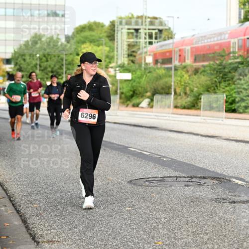 06.09.2026 - CURREX Alsterlauf Dr. Thomas Lammeyer http://msf.ph/oto/10138584 06.09.2026 10:05:02 Laufen 6296 meine-sportfotos.de