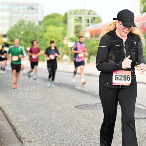 06.09.2026 - CURREX Alsterlauf Dr. Thomas Lammeyer http://msf.ph/oto/10138603 06.09.2026 10:05:04 Laufen 6296 meine-sportfotos.de