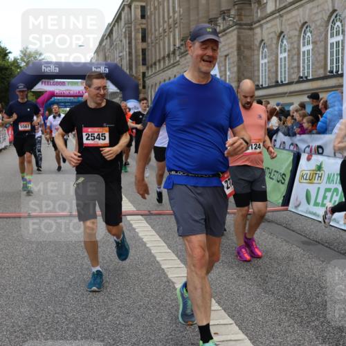 06.09.2026 - CURREX Alsterlauf Strokosch-Dieckow http://msf.ph/oto/10138628 06.09.2026 10:00:35 Ziel 2124, 2257, 2545, 2671, 2721, 3848, 4461, 4468, 4577, 4900, 5467, 5567, 5832, 5833, 6180, 6187, 6436, 8008, 8063, 8318 meine-sportfotos.de