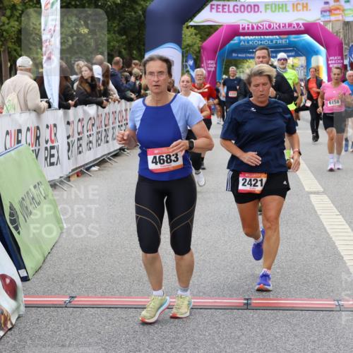 06.09.2026 - CURREX Alsterlauf Strokosch-Dieckow http://msf.ph/oto/10138651 06.09.2026 10:14:37 Ziel 2138, 2384, 2421, 2644, 3624, 3829, 3907, 4683, 5310, 5965, 6158, 6444 meine-sportfotos.de