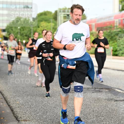 06.09.2026 - CURREX Alsterlauf Dr. Thomas Lammeyer http://msf.ph/oto/10138725 06.09.2026 10:05:15 Laufen  meine-sportfotos.de