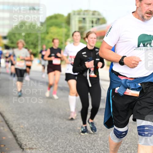 06.09.2026 - CURREX Alsterlauf Dr. Thomas Lammeyer http://msf.ph/oto/10138732 06.09.2026 10:05:16 Laufen  meine-sportfotos.de