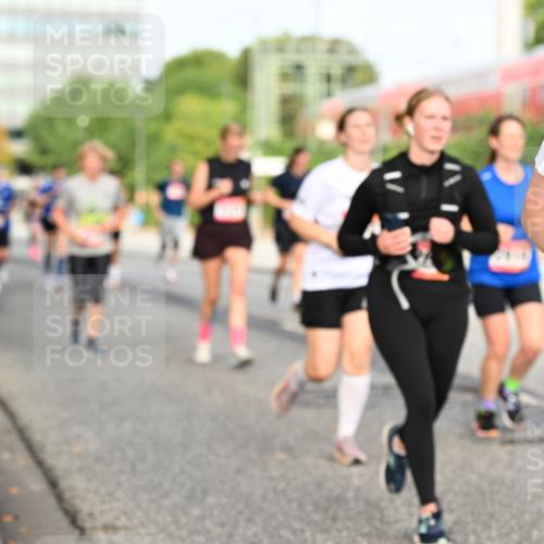 06.09.2026 - CURREX Alsterlauf Dr. Thomas Lammeyer http://msf.ph/oto/10138738 06.09.2026 10:05:16 Laufen  meine-sportfotos.de