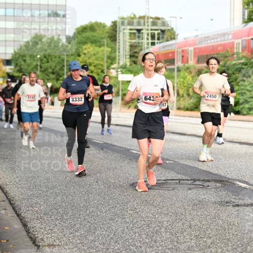 06.09.2026 - CURREX Alsterlauf Dr. Thomas Lammeyer http://msf.ph/oto/10138835 06.09.2026 10:05:26 Laufen 5132, 1258, 3332, 643, 97, 2450, 3637 meine-sportfotos.de
