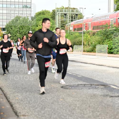 06.09.2026 - CURREX Alsterlauf Dr. Thomas Lammeyer http://msf.ph/oto/10138886 06.09.2026 10:05:32 Laufen 3787, 5835, 583, 5126, 6222 meine-sportfotos.de