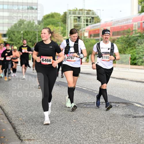 06.09.2026 - CURREX Alsterlauf Dr. Thomas Lammeyer http://msf.ph/oto/10138953 06.09.2026 10:05:38 Laufen 6466, 3787, 5913, 3785, 4 meine-sportfotos.de