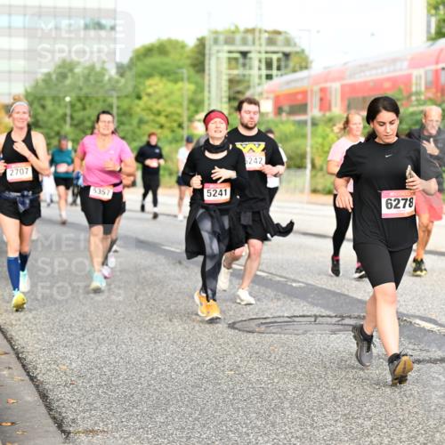 06.09.2026 - CURREX Alsterlauf Dr. Thomas Lammeyer http://msf.ph/oto/10138987 06.09.2026 10:05:42 Laufen 2707, 5357, 5241, 5242, 6278 meine-sportfotos.de