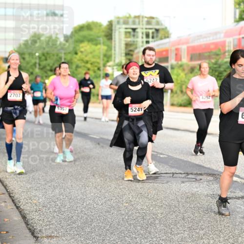 06.09.2026 - CURREX Alsterlauf Dr. Thomas Lammeyer http://msf.ph/oto/10138991 06.09.2026 10:05:42 Laufen 2707, 5357, 5241, 5242, 4252, 6278 meine-sportfotos.de