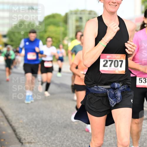 06.09.2026 - CURREX Alsterlauf Dr. Thomas Lammeyer http://msf.ph/oto/10139021 06.09.2026 10:05:45 Laufen 2707, 5357 meine-sportfotos.de
