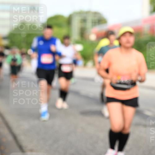 06.09.2026 - CURREX Alsterlauf Dr. Thomas Lammeyer http://msf.ph/oto/10139028 06.09.2026 10:05:46 Laufen  meine-sportfotos.de