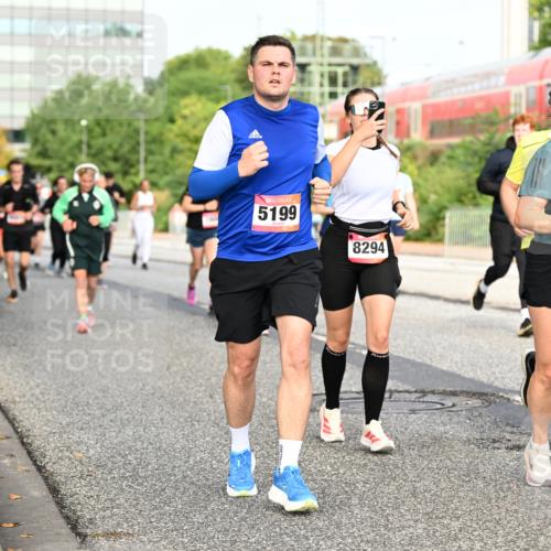 06.09.2026 - CURREX Alsterlauf Dr. Thomas Lammeyer http://msf.ph/oto/10139040 06.09.2026 10:05:47 Laufen 5199, 8294, 2622 meine-sportfotos.de