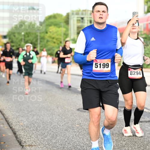 06.09.2026 - CURREX Alsterlauf Dr. Thomas Lammeyer http://msf.ph/oto/10139046 06.09.2026 10:05:48 Laufen 5199, 8294 meine-sportfotos.de