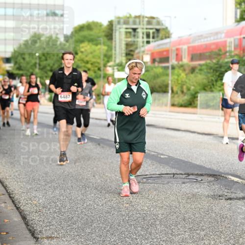 06.09.2026 - CURREX Alsterlauf Dr. Thomas Lammeyer http://msf.ph/oto/10139069 06.09.2026 10:05:51 Laufen 6487, 4507, 3908, 4713 meine-sportfotos.de