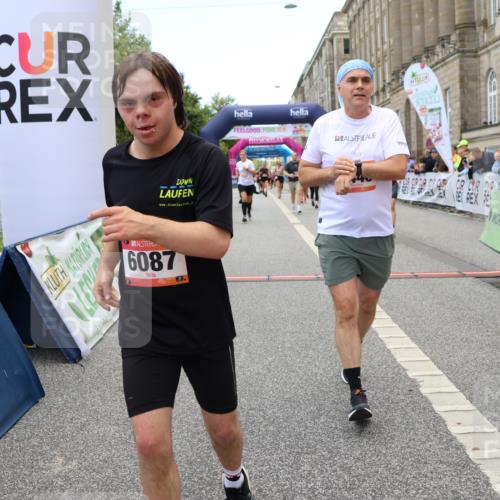 06.09.2026 - CURREX Alsterlauf Strokosch-Dieckow http://msf.ph/oto/10139136 06.09.2026 10:16:56 Ziel 2222, 3024, 3169, 3633, 4439, 4440, 4477, 4523, 4592, 4750, 4756, 5875, 6025, 6087, 8102, 8235, 8295 meine-sportfotos.de