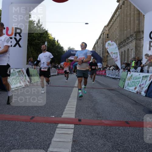 06.09.2026 - CURREX Alsterlauf Yannick Fuchs http://msf.ph/oto/10139142 06.09.2026 09:45:52 Ziel 2054, 3956, 4341, 4721, 4828, 4982, 5123, 6072, 6113, 6186, 8193, 8228 meine-sportfotos.de