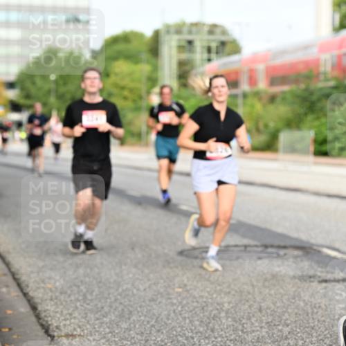 06.09.2026 - CURREX Alsterlauf Dr. Thomas Lammeyer http://msf.ph/oto/10139165 06.09.2026 10:06:00 Laufen 2607 meine-sportfotos.de