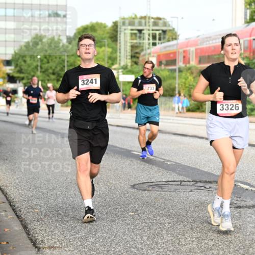 06.09.2026 - CURREX Alsterlauf Dr. Thomas Lammeyer http://msf.ph/oto/10139175 06.09.2026 10:06:01 Laufen 3241, 733, 3326 meine-sportfotos.de