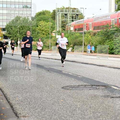 06.09.2026 - CURREX Alsterlauf Dr. Thomas Lammeyer http://msf.ph/oto/10139200 06.09.2026 10:06:04 Laufen 5008, 6338, 4246, 5558 meine-sportfotos.de