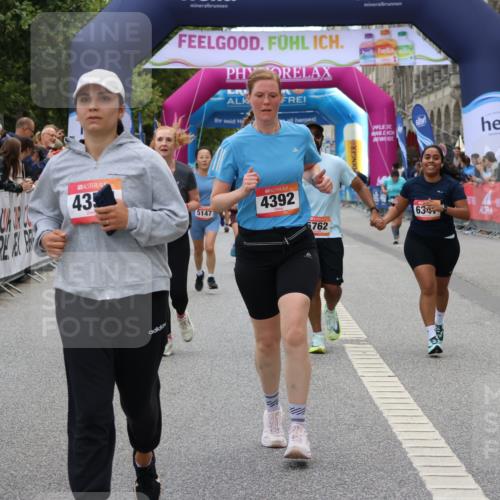 06.09.2026 - CURREX Alsterlauf Strokosch-Dieckow http://msf.ph/oto/10139224 06.09.2026 10:15:31 Ziel 2503, 2690, 3188, 3456, 3834, 4085, 4354, 4392, 5147, 5187, 5762, 5797, 6189, 6205, 6347, 6461 meine-sportfotos.de