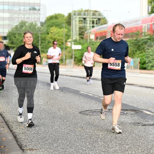 06.09.2026 - CURREX Alsterlauf Dr. Thomas Lammeyer http://msf.ph/oto/10139232 06.09.2026 10:06:08 Laufen 5008, 6354, 5558, 6338 meine-sportfotos.de