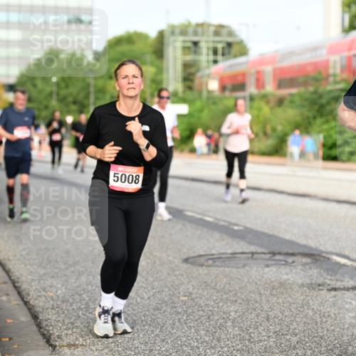 06.09.2026 - CURREX Alsterlauf Dr. Thomas Lammeyer http://msf.ph/oto/10139241 06.09.2026 10:06:09 Laufen 5008, 5558 meine-sportfotos.de