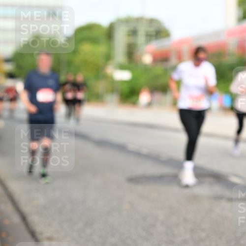 06.09.2026 - CURREX Alsterlauf Dr. Thomas Lammeyer http://msf.ph/oto/10139267 06.09.2026 10:06:11 Laufen  meine-sportfotos.de