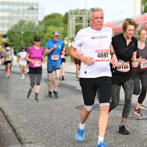 06.09.2026 - CURREX Alsterlauf Dr. Thomas Lammeyer http://msf.ph/oto/10139480 06.09.2026 10:06:31 Laufen 2841, 4355, 4697, 166, 3213 meine-sportfotos.de