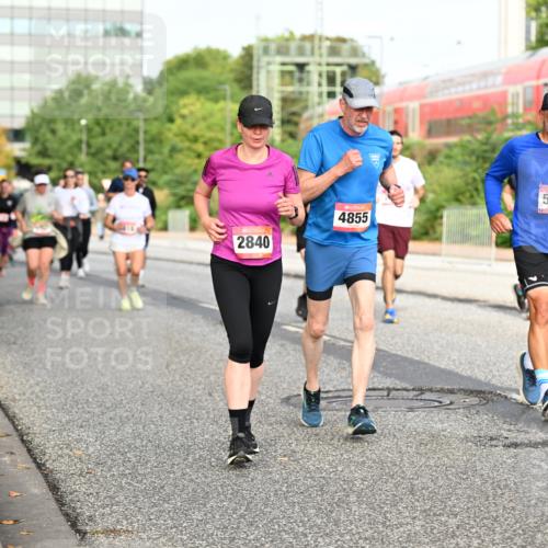 06.09.2026 - CURREX Alsterlauf Dr. Thomas Lammeyer http://msf.ph/oto/10139494 06.09.2026 10:06:32 Laufen 2840, 4855, 5356 meine-sportfotos.de
