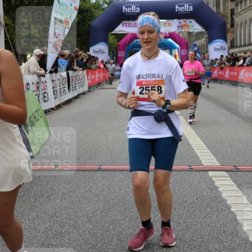 06.09.2026 - CURREX Alsterlauf Strokosch-Dieckow http://msf.ph/oto/10139535 06.09.2026 10:15:50 Ziel 1003, 2408, 2558, 2559, 3741, 3870, 4547, 4600, 4926, 5221, 6022, 6097 meine-sportfotos.de