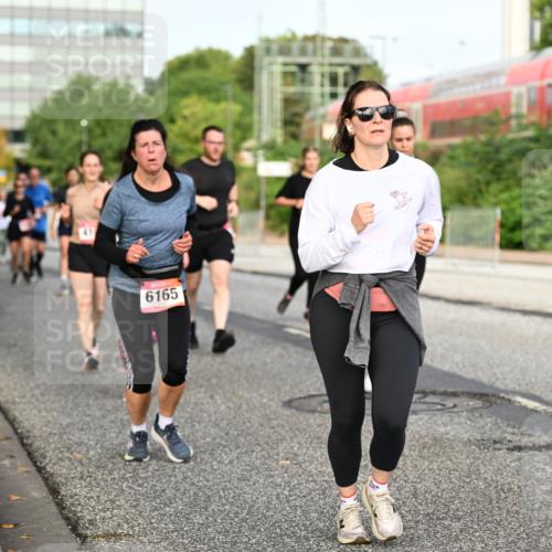 06.09.2026 - CURREX Alsterlauf Dr. Thomas Lammeyer http://msf.ph/oto/10139574 06.09.2026 10:06:40 Laufen 6165 meine-sportfotos.de