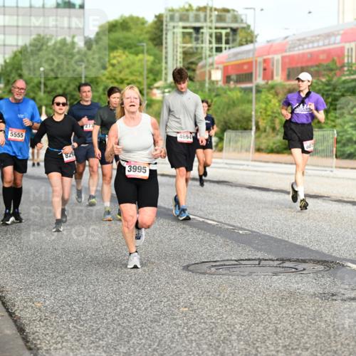 06.09.2026 - CURREX Alsterlauf Dr. Thomas Lammeyer http://msf.ph/oto/10139625 06.09.2026 10:06:46 Laufen 2616, 2589, 5555, 829, 273, 3995, 4694, 807 meine-sportfotos.de