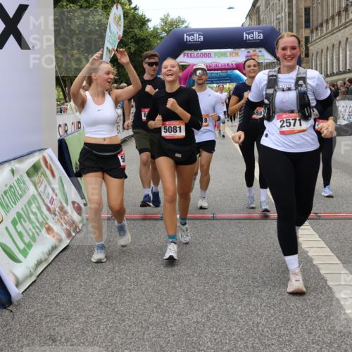 06.09.2026 - CURREX Alsterlauf Strokosch-Dieckow http://msf.ph/oto/10139679 06.09.2026 10:16:03 Ziel 2570, 2571, 2689, 2810, 3234, 3281, 3311, 4028, 4043, 4154, 4156, 4264, 4319, 4320, 4733, 5065, 5081, 5476, 5618, 5825, 8218 meine-sportfotos.de