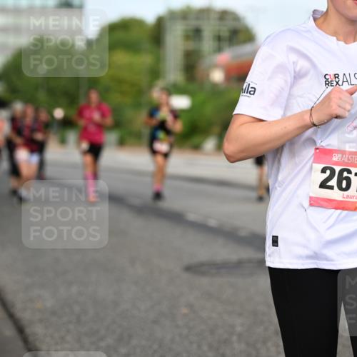06.09.2026 - CURREX Alsterlauf Dr. Thomas Lammeyer http://msf.ph/oto/10139705 06.09.2026 10:06:53 Laufen 2616 meine-sportfotos.de