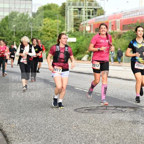 06.09.2026 - CURREX Alsterlauf Dr. Thomas Lammeyer http://msf.ph/oto/10139740 06.09.2026 10:06:56 Laufen 417, 2312, 2552 meine-sportfotos.de