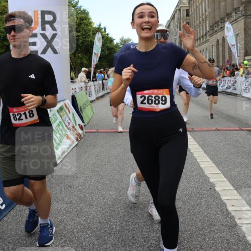 06.09.2026 - CURREX Alsterlauf Strokosch-Dieckow http://msf.ph/oto/10139766 06.09.2026 10:16:05 Ziel 2098, 2570, 2571, 2689, 2810, 3234, 3281, 3311, 4028, 4043, 4056, 4069, 4154, 4264, 4319, 4320, 4733, 5065, 5081, 5476, 5618, 5825, 8218 meine-sportfotos.de