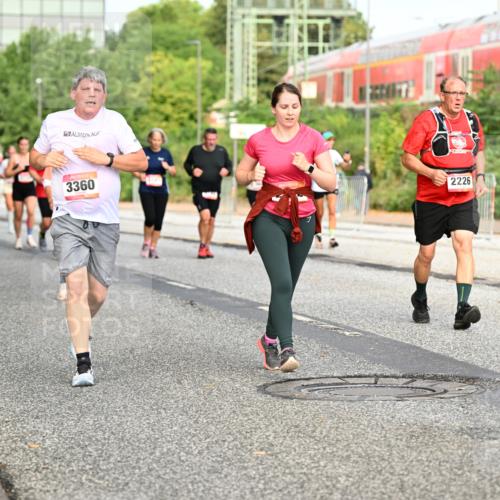 06.09.2026 - CURREX Alsterlauf Dr. Thomas Lammeyer http://msf.ph/oto/10139796 06.09.2026 10:07:02 Laufen 3360, 2226 meine-sportfotos.de
