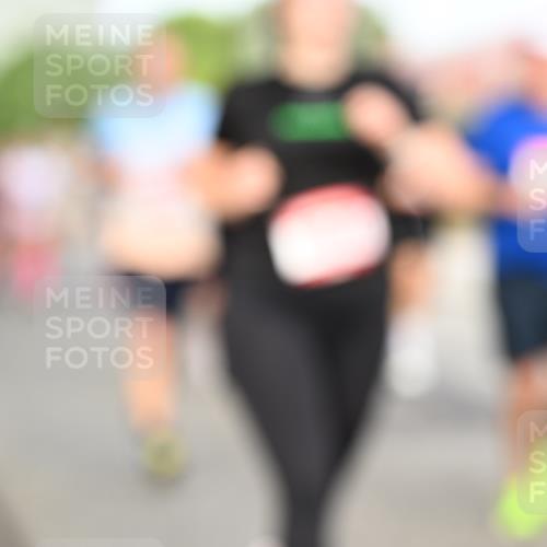 06.09.2026 - CURREX Alsterlauf Dr. Thomas Lammeyer http://msf.ph/oto/10139899 06.09.2026 10:07:13 Laufen  meine-sportfotos.de