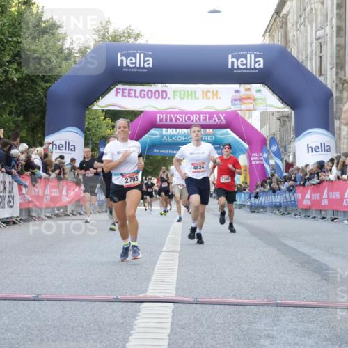 06.09.2026 - CURREX Alsterlauf Yannick Fuchs http://msf.ph/oto/10139963 06.09.2026 09:46:15 Ziel 2342, 2703, 4824, 4970, 5515, 5906, 6014, 6406, 8210, 8266 meine-sportfotos.de