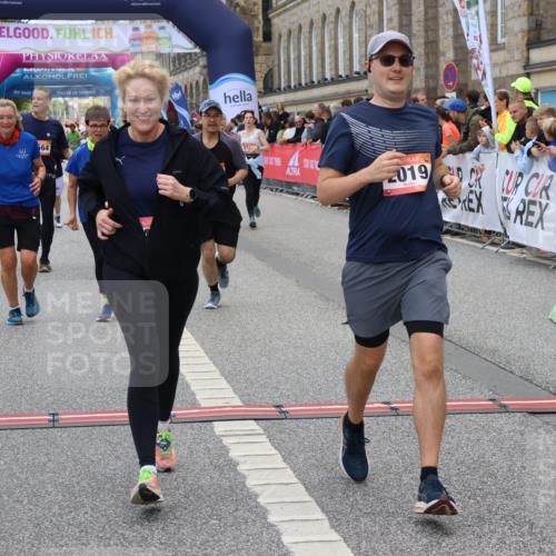 06.09.2026 - CURREX Alsterlauf Strokosch-Dieckow http://msf.ph/oto/10140028 06.09.2026 10:16:14 Ziel 2019, 2098, 2614, 2810, 2881, 2884, 3189, 3539, 3867, 4043, 4056, 4069, 4455, 5425, 5559, 5564, 5825, 5945 meine-sportfotos.de