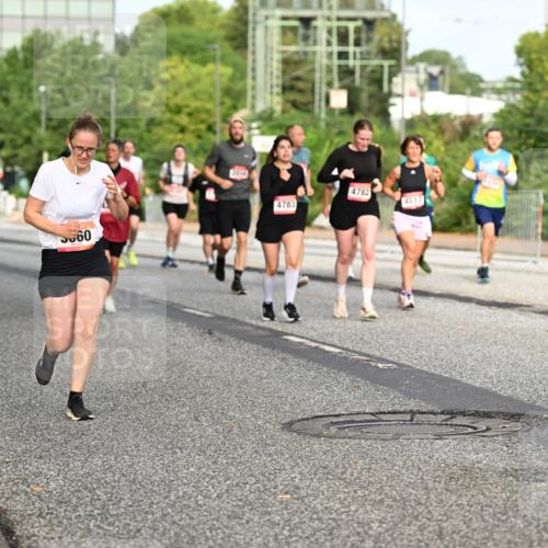 06.09.2026 - CURREX Alsterlauf Dr. Thomas Lammeyer http://msf.ph/oto/10140067 06.09.2026 10:07:31 Laufen 6467, 4782, 4783, 4517, 560, 5226 meine-sportfotos.de